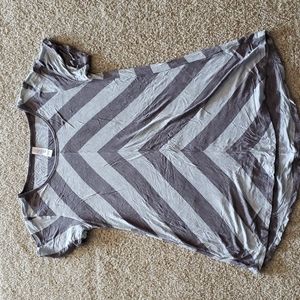 Lularoe classic tee. Size xxs